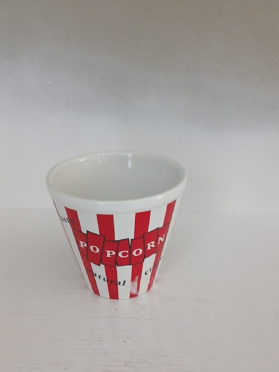 Other - Red & White Popcorn Ceramic Cup